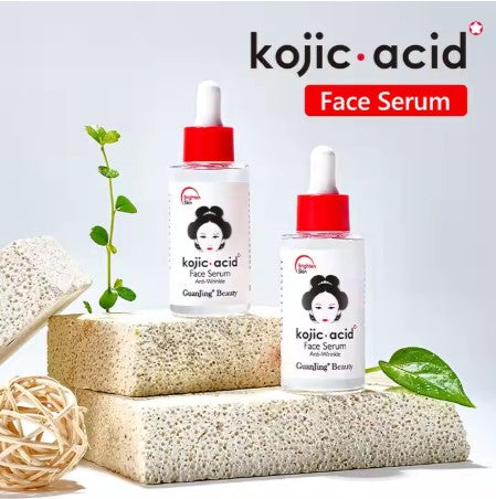 Gamme(1) Kojic Éclat (+07) Soin Complet Naturel : Nettoie, hydrate, unifie et révèle l’éclat naturel de votre peau.
